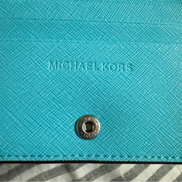 Michael Kors Turquoise Wallet •SilverTone Hardware •New w/o Box •Never Been Used - Picture 5 of 5